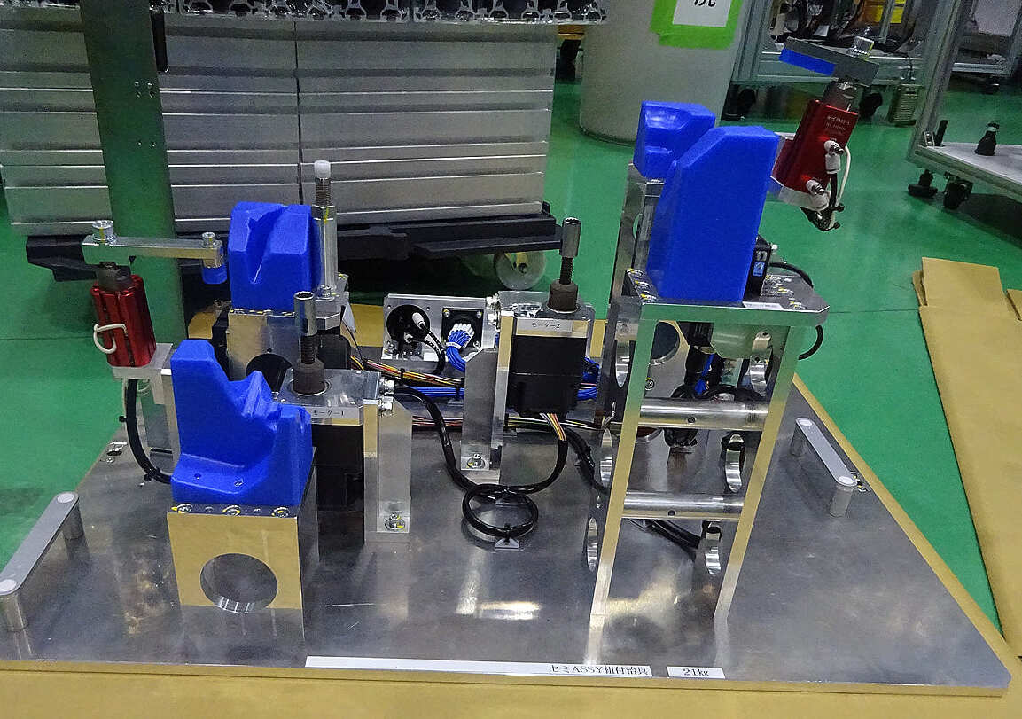 LEDユニット組付治具